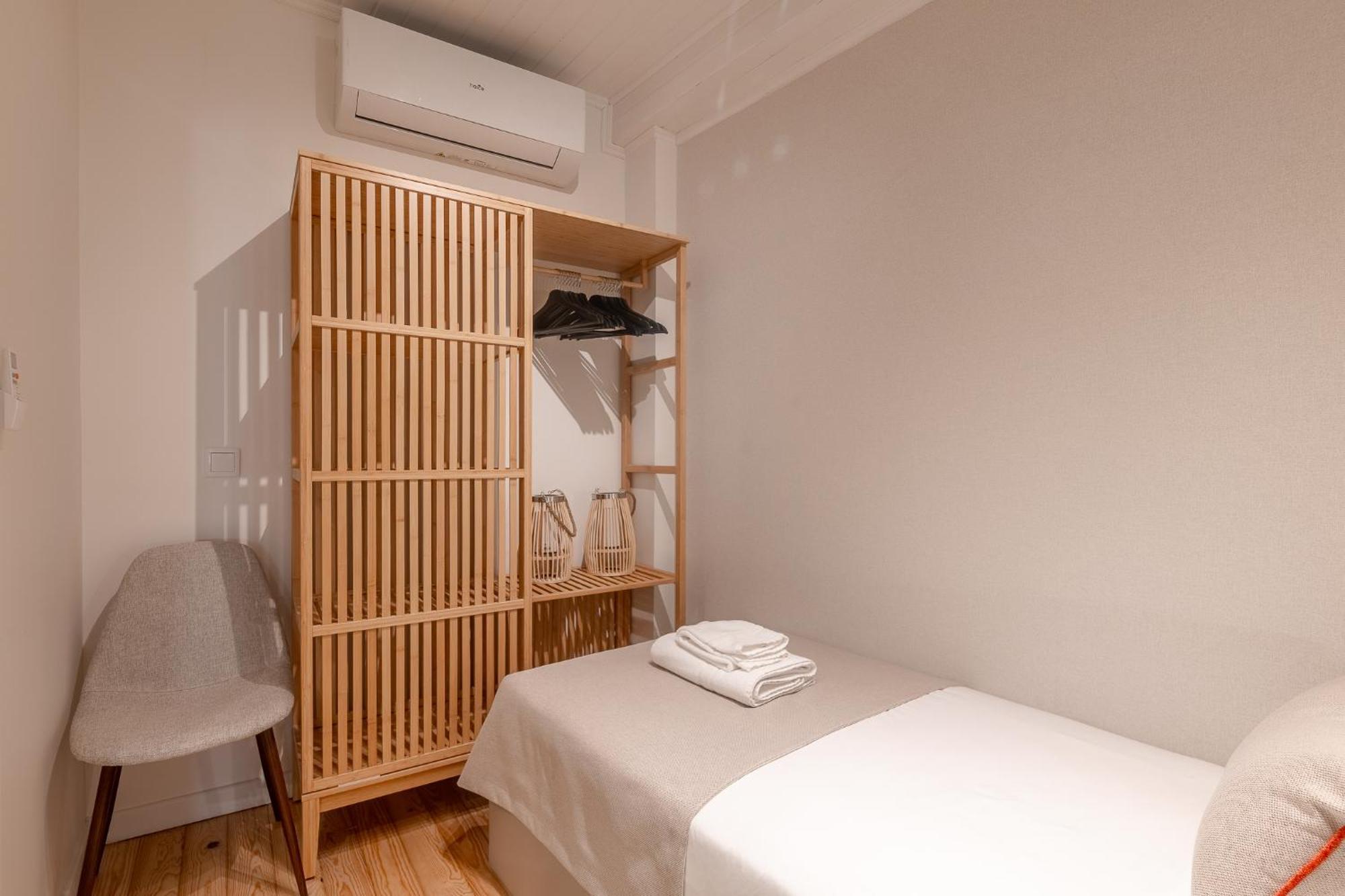 Be Fully Renovated! In The Heart Of The Old Town - Bica Apartment