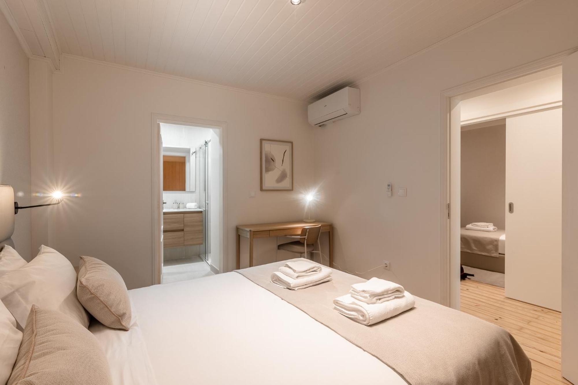 Be Fully Renovated! In The Heart Of The Old Town - Bica Lisbon